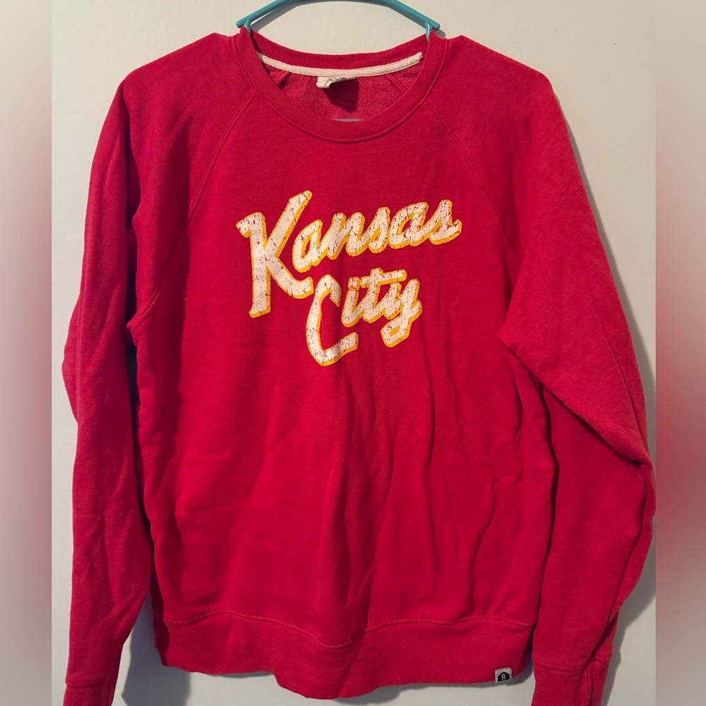 Rally House KC Sweatshirt in Chief colors.